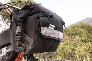 Road Runner Middle Earth Jammer Bag