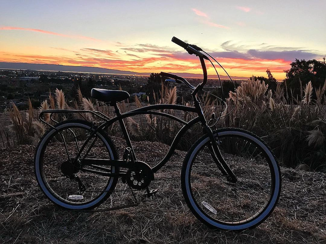sixthreezero Around the Block Men's 24" 7 Speed Beach Cruiser Bicycle with Rear Rack
