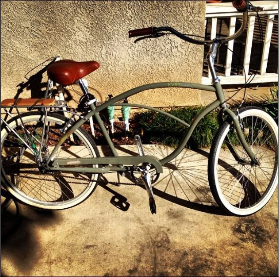 sixthreezero Around the Block Men's 24" Single Speed Beach Cruiser Bicycle with Rear Rack