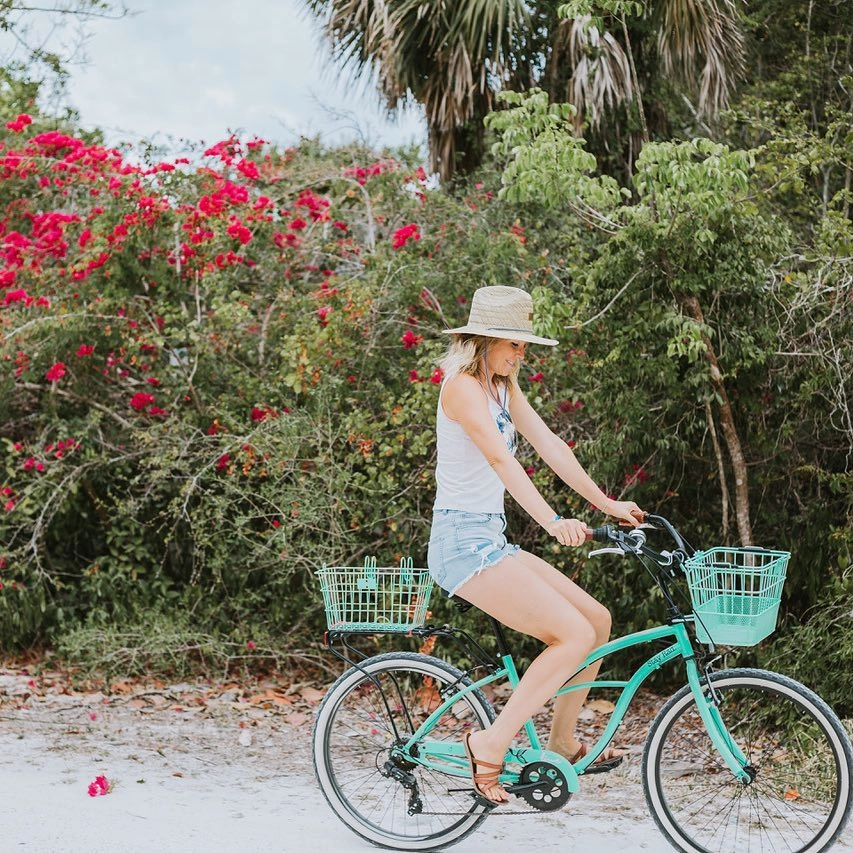 sixthreezero Around the Block Women's 26" 3 Speed Cruiser Bicycle