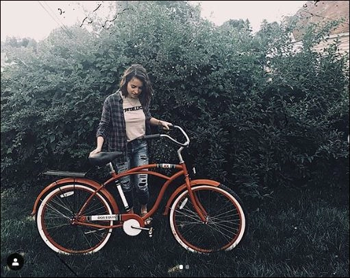 sixthreezero Around the Block Women's 26" 3 Speed Cruiser Bicycle