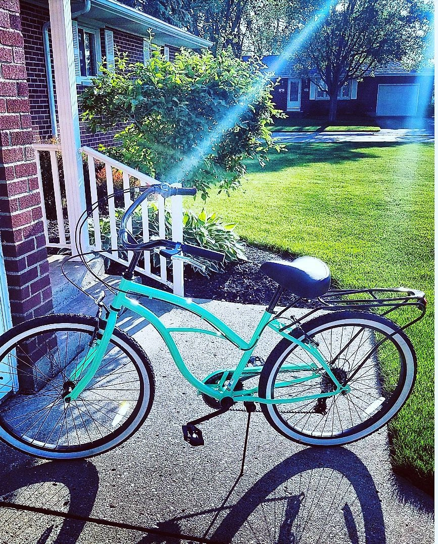 sixthreezero Around the Block Women's 26" 3 Speed Cruiser Bicycle