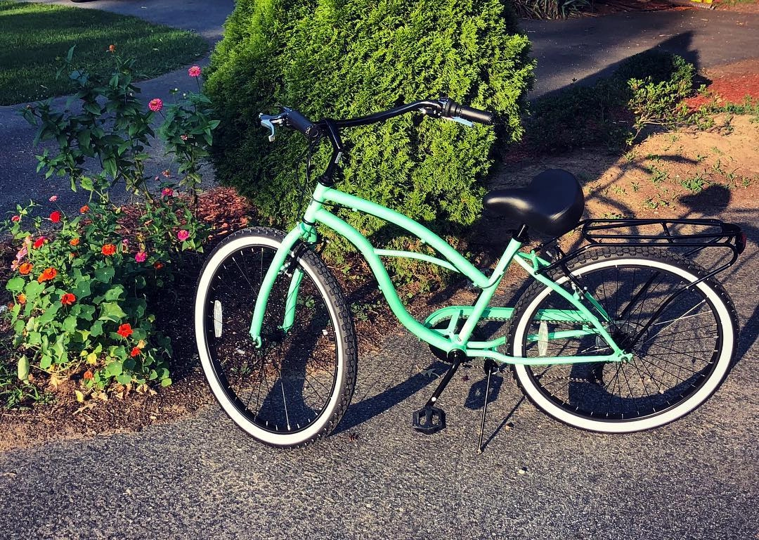 sixthreezero Around the Block Women's 26" 3 Speed Cruiser Bicycle