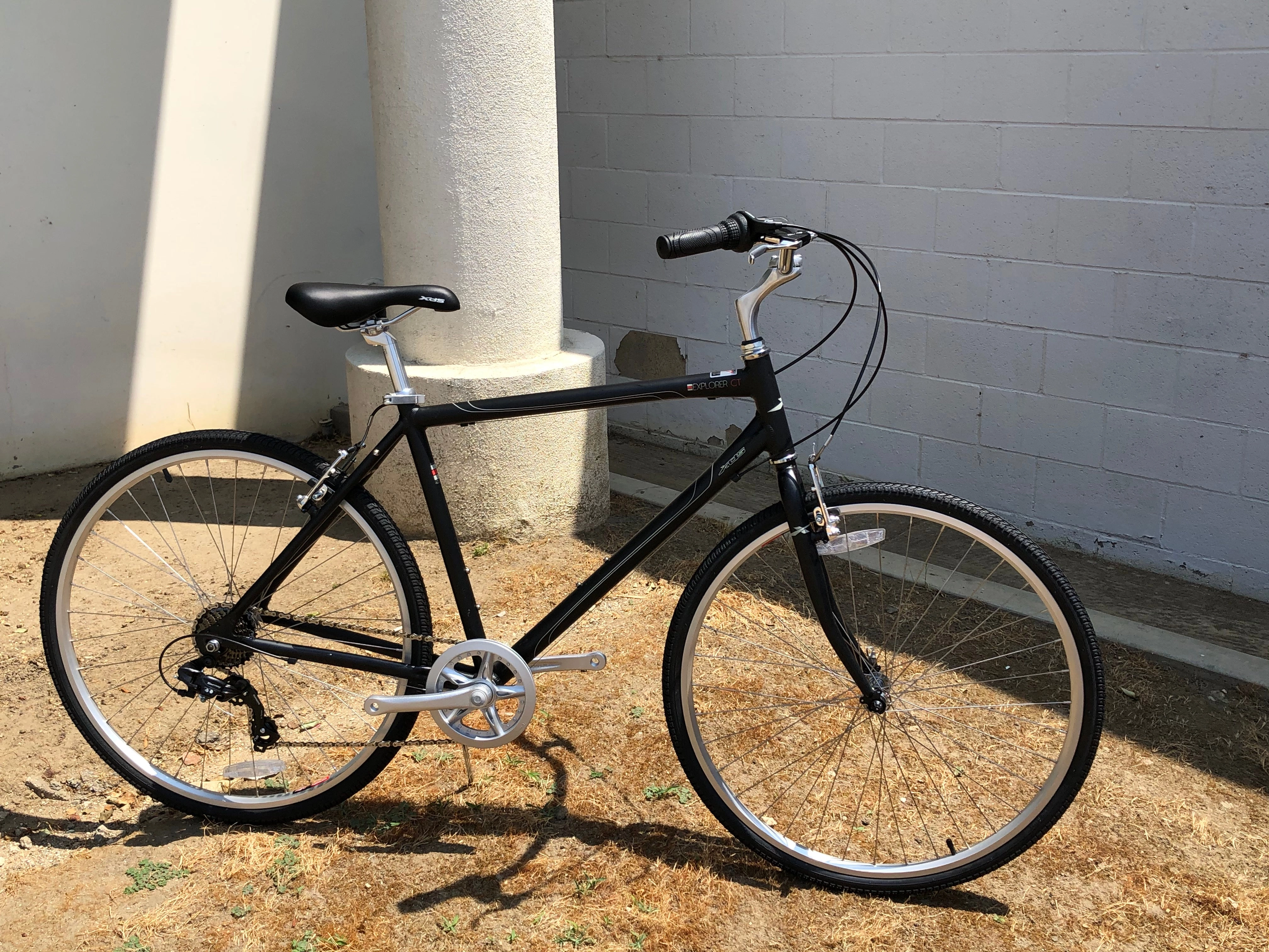 XDSBIKE Explorer CT 7sp Men's 700C Hybrid City Bike // Matte Black
